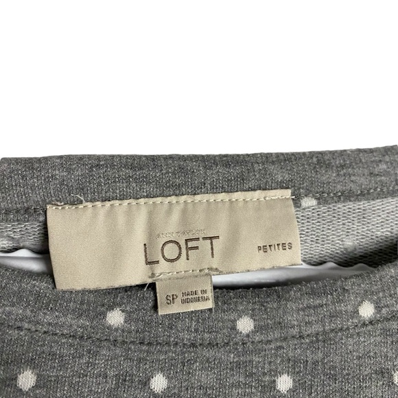 Ann Taylor Loft Petites Women's Gray Polka Dot Top - Picture 4 of 6